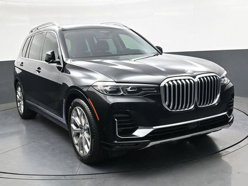 Used 2021 BMW X7 xDrive40i w/ Premium Package AWD/4WD image 11