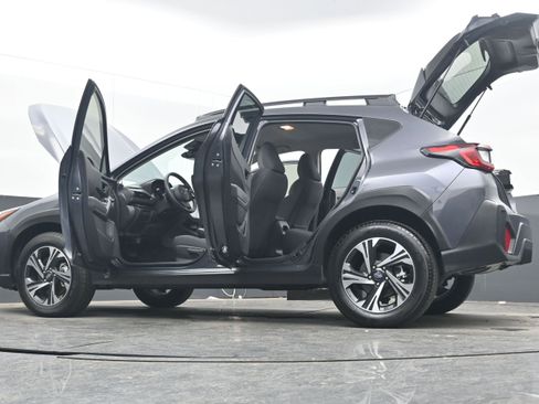 Used 2025 Subaru Crosstrek 2.0i Premium w/ Crosstrek Mirror Package image 40