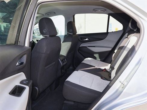 Used 2020 Chevrolet Equinox LS w/ LS Convenience Package image 14