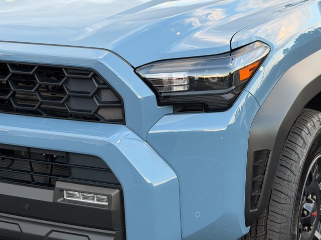 Certified 2026 Toyota 4Runner TRD Off-Road Premium AWD/4WD image 10