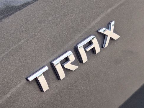 Used 2019 Chevrolet Trax LT FWD image 30