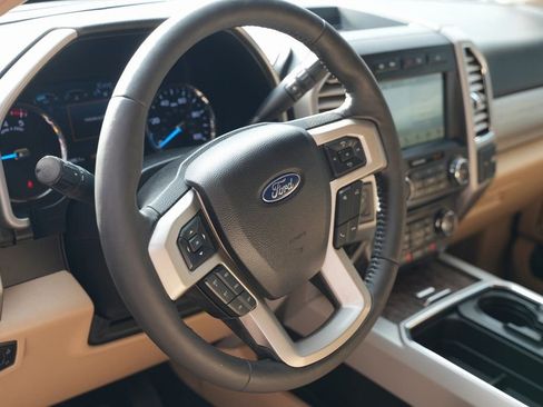 Used 2017 Ford F250 Lariat w/ Lariat Ultimate Package image 29