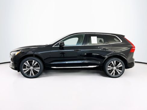 Used 2023 Volvo XC60 B5 Plus w/ Climate Package image 4