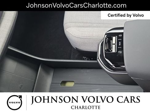 Certified 2025 Volvo EX30 Ultra w/ Climate Package image 26