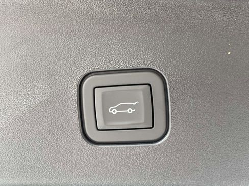 New 2026 Cadillac Vistiq Sport AWD/4WD image 11