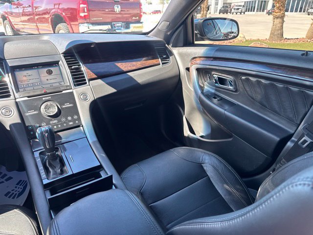 Used 2018 Ford Taurus Limited FWD image 15