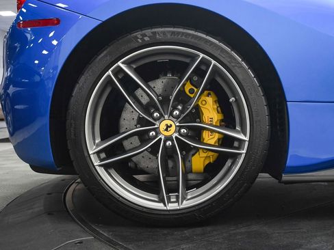 Used 2018 Ferrari 488 Spider image 34