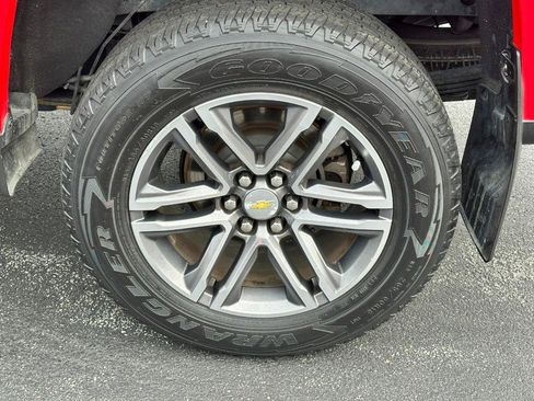 Used 2019 Chevrolet Colorado W/T w/ Custom Special Edition RWD image 8