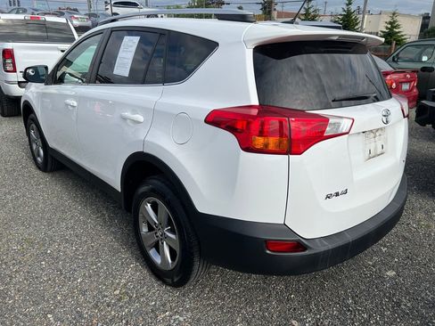 Used 2015 Toyota RAV4 XLE FWD image 2