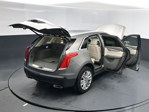 Used 2019 Cadillac XT5 Premium Luxury image 17