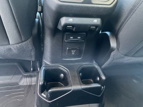 Used 2021 Jeep Gladiator Willys image 12