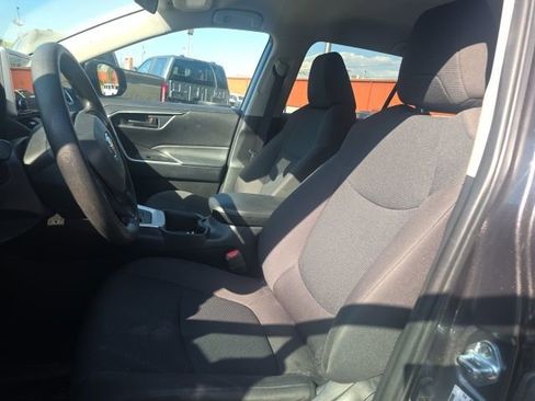 Used 2024 Toyota RAV4 LE image 8