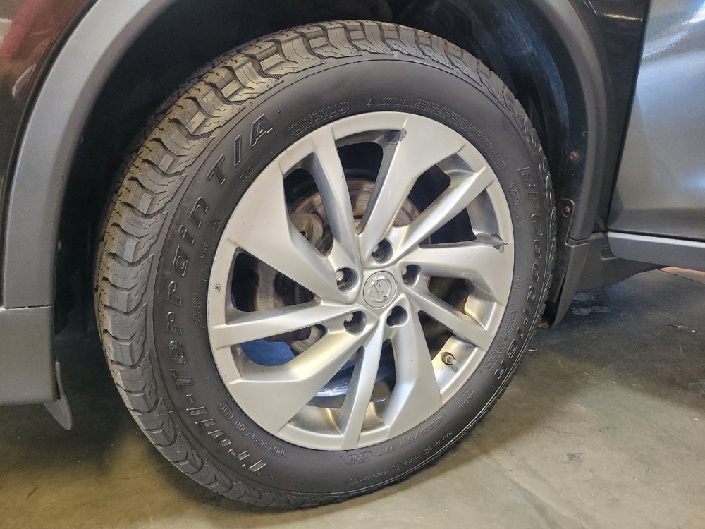 Used 2014 Nissan Rogue SL AWD/4WD image 31