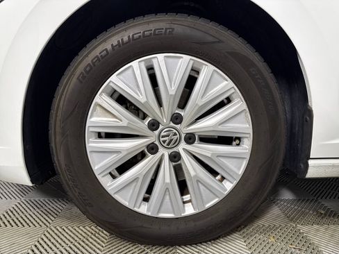 Used 2020 Volkswagen Jetta S w/ Driver Assistance Package FWD image 20