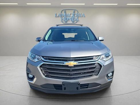 Used 2019 Chevrolet Traverse LT w/ LPO, Floor Liner Package AWD/4WD image 8