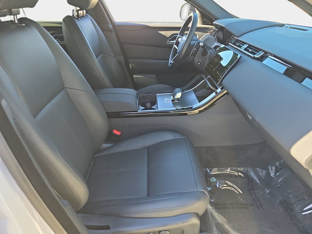 Certified 2026 Land Rover Range Rover Velar S AWD/4WD image 10