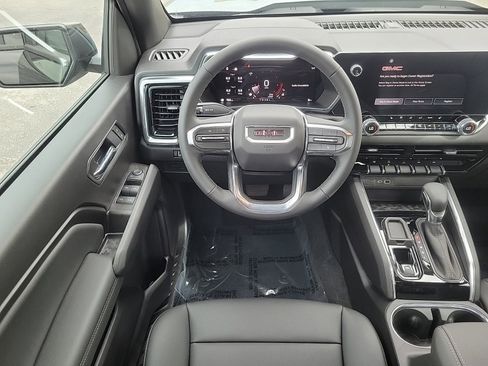New 2026 GMC Canyon Elevation w/ Convenience Package image 11