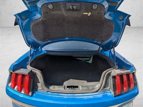 Used 2019 Ford Mustang Coupe image 6