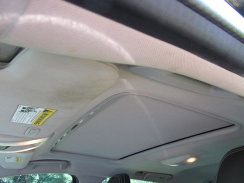 Used 2018 Volvo V60 T5 Dynamic w/ Vision Package image 22