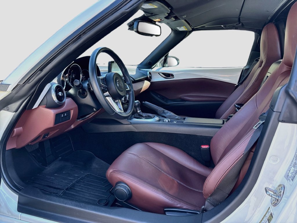 Used 2019 MAZDA MX-5 Miata RF Grand Touring RWD image 21