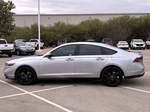 Certified 2025 Honda Accord Sport image 3