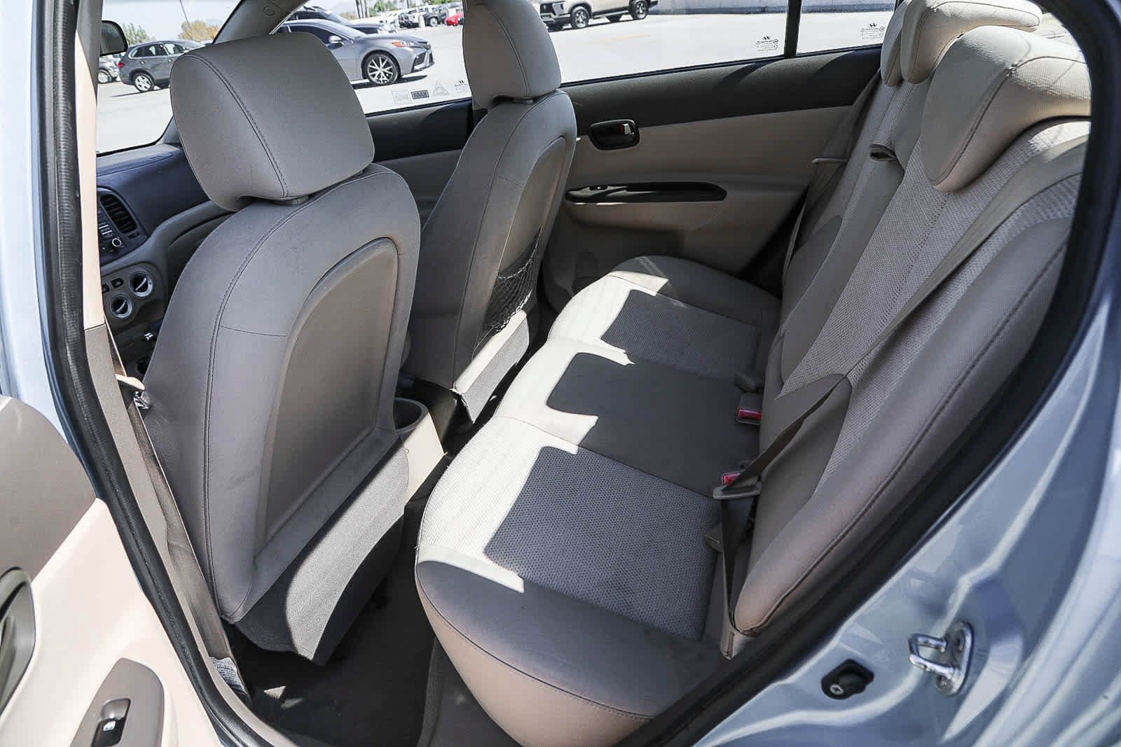 Used 2011 Hyundai Accent GLS w/ Premium Pkg 4 FWD image 17