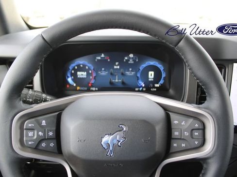 New 2026 Ford Bronco Badlands image 17