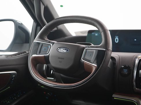 Used 2025 Ford Expedition King Ranch AWD/4WD image 15