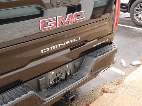 Used 2023 GMC Sierra 1500 Denali image 10
