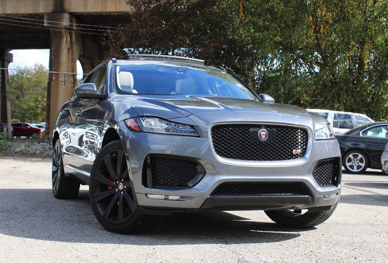 Used 2019 Jaguar F-PACE S AWD/4WD image 1