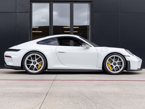 Certified 2026 Porsche 911 GT3 image 12