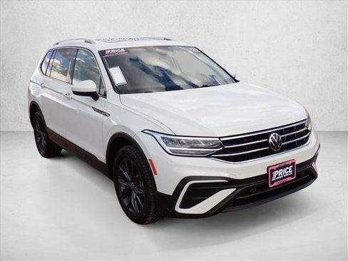 Used 2022 Volkswagen Tiguan SE AWD/4WD image 6