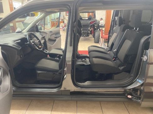 Used 2020 Ford Transit Connect XL FWD image 10