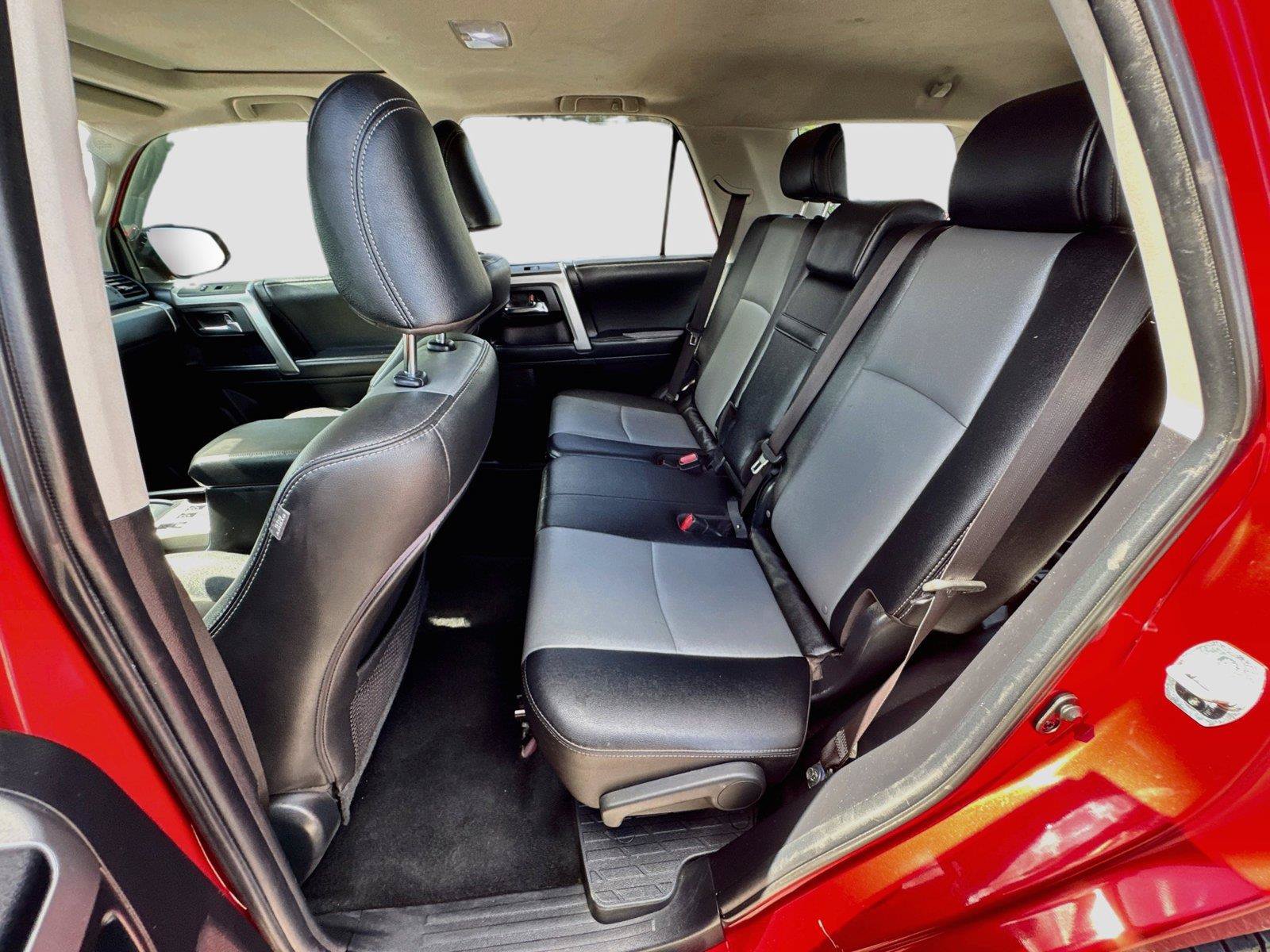 Used 2022 Toyota 4Runner SR5 Premium w/ Moonroof Package RWD image 24
