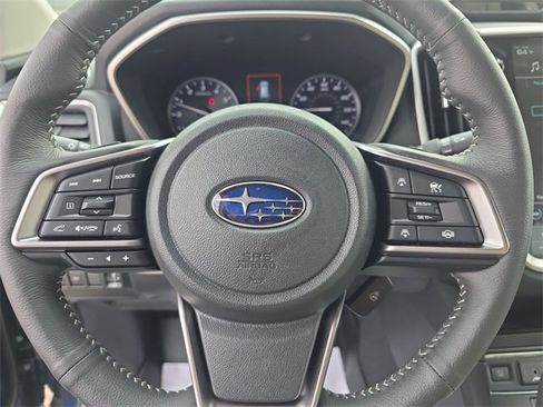 Used 2025 Subaru Ascent Limited image 21