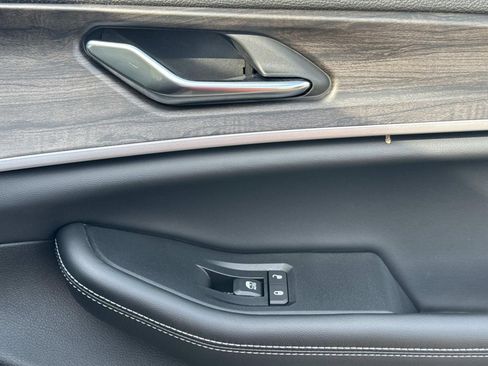 New 2026 Jeep Grand Cherokee Limited w/ Trailer Tow Package image 14