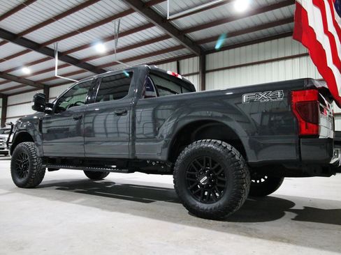 Used 2021 Ford F250 Lariat AWD/4WD image 8