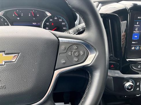 Used 2023 Chevrolet Traverse LT AWD/4WD image 20