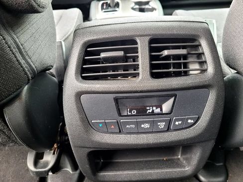 Used 2017 Honda Pilot EX image 12
