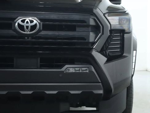 Certified 2024 Toyota Tacoma SR5 image 7