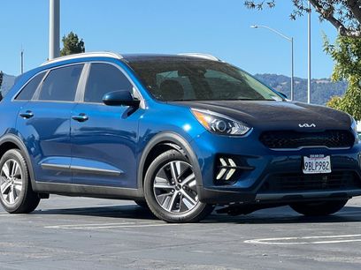 Used 2022 Kia Niro LXS w/ Digital Cluster Package