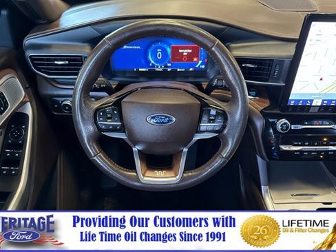 Used 2022 Ford Explorer King Ranch w/ Class IV Trailer Tow Package AWD/4WD image 14