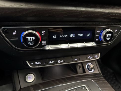 Used 2019 Audi Q5 2.0T Premium Plus image 22