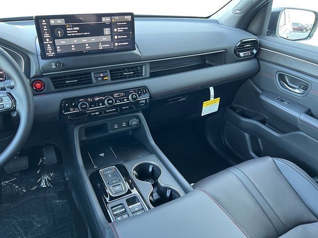 New 2026 Honda Pilot Black Edition image 11