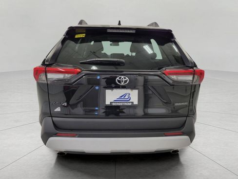Used 2024 Toyota RAV4 Adventure image 25