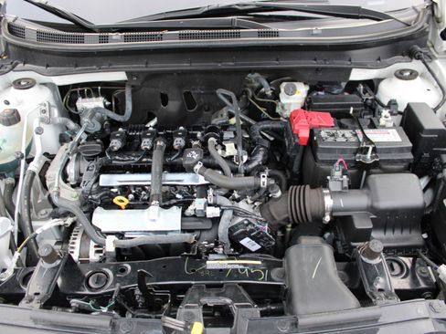 Certified 2024 Nissan Kicks SV image 29