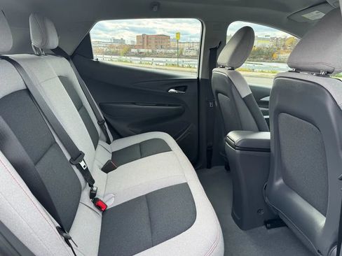 Used 2020 Chevrolet Bolt LT image 23