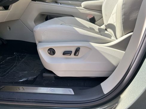 New 2026 Volkswagen Atlas SE image 16