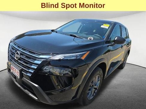 Used 2024 Nissan Rogue S AWD/4WD image 4