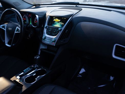 Used 2016 Chevrolet Equinox LT w/ Convenience Package image 14